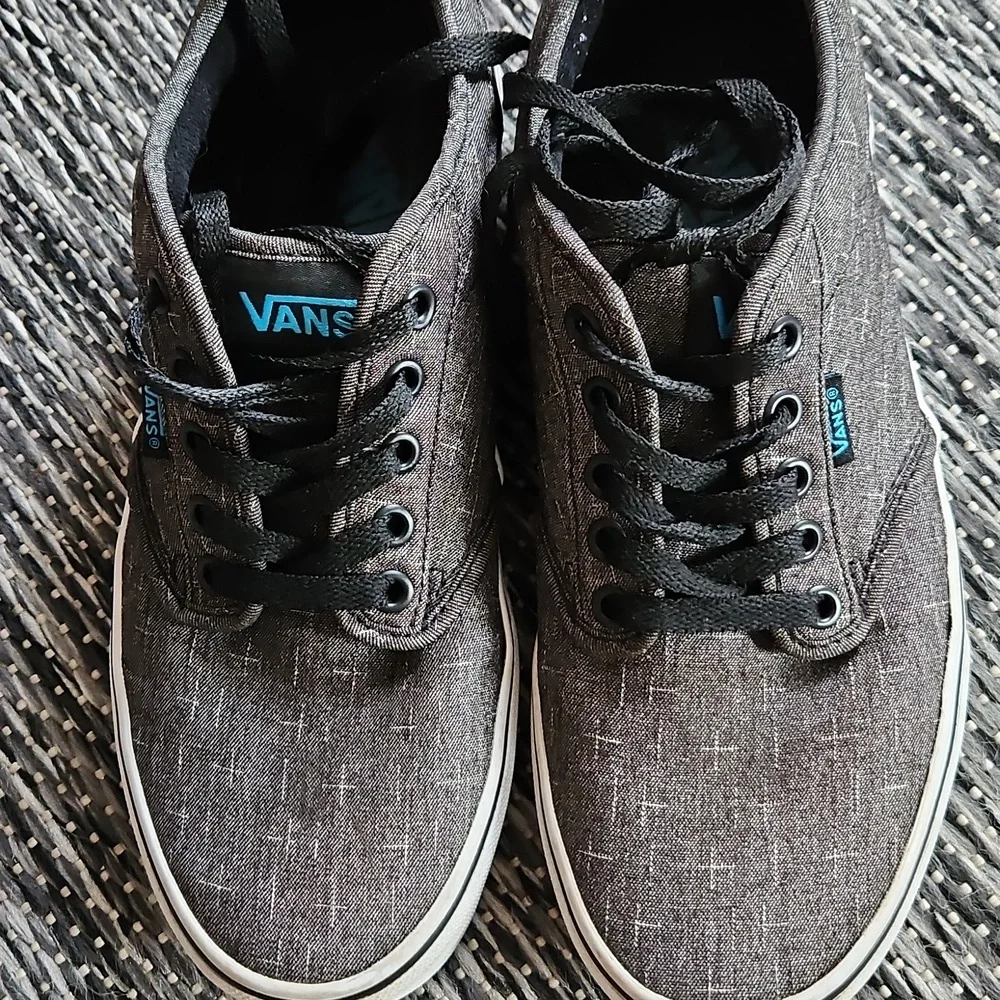 Stylish Gray VANS Sneakers (7.5)